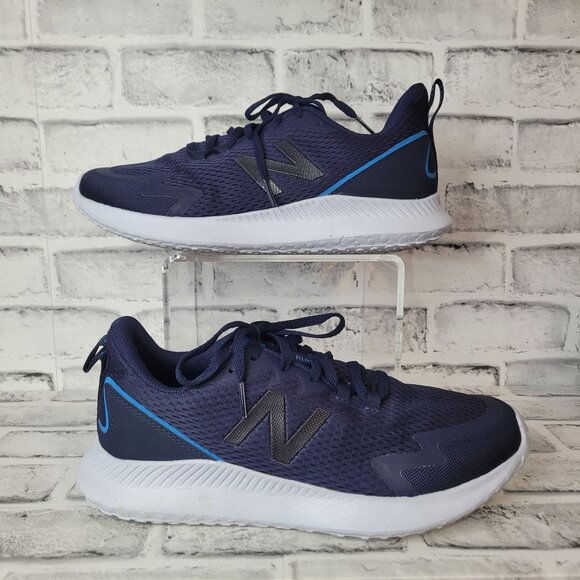 EUC Men's New Balance Ryval Run V1 Running Shoes Size 8.5 Navy - Picture 1 of 8